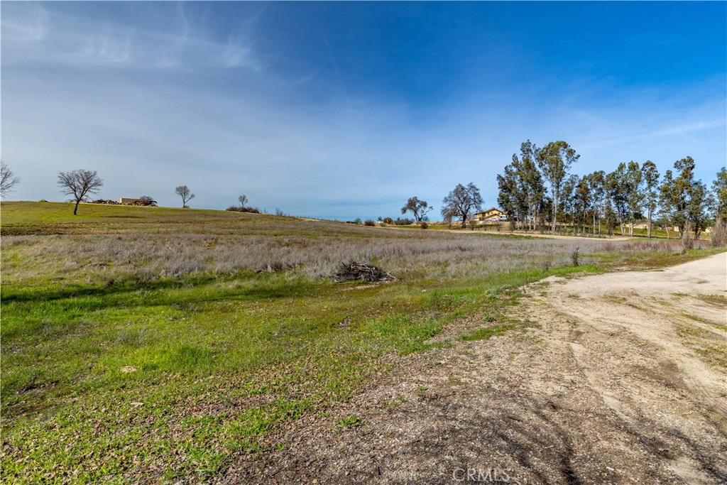 69237 Interlake Road Lockwood, CA 93426 - Photo 43 of 62