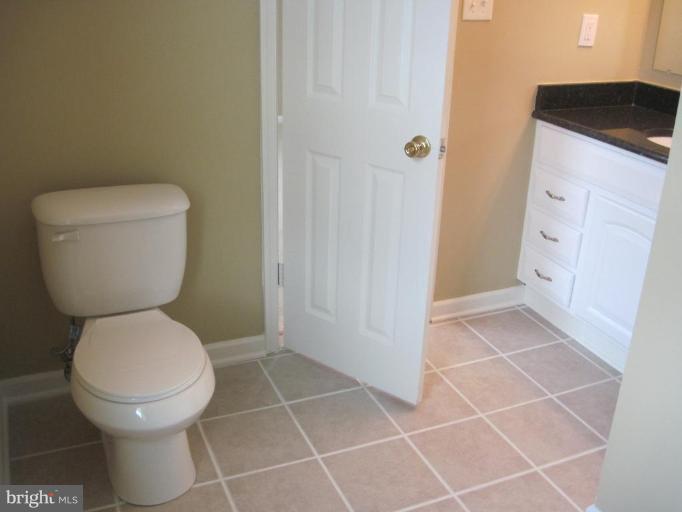 8707 Side Saddle Road Springfield, VA 22152 - Photo 18 of 30 Master Bath
