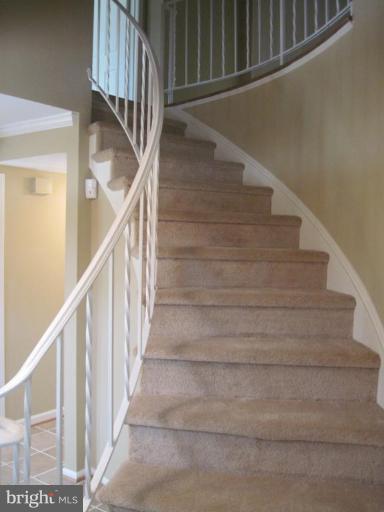 8707 Side Saddle Road Springfield, VA 22152 - Photo 28 of 30 Staircase