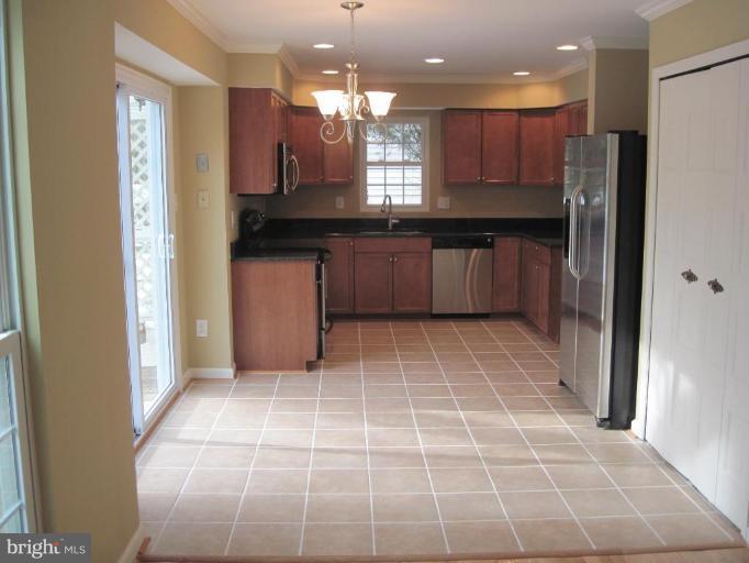 8707 Side Saddle Road Springfield, VA 22152 - Photo 10 of 30 Breakfast Area
