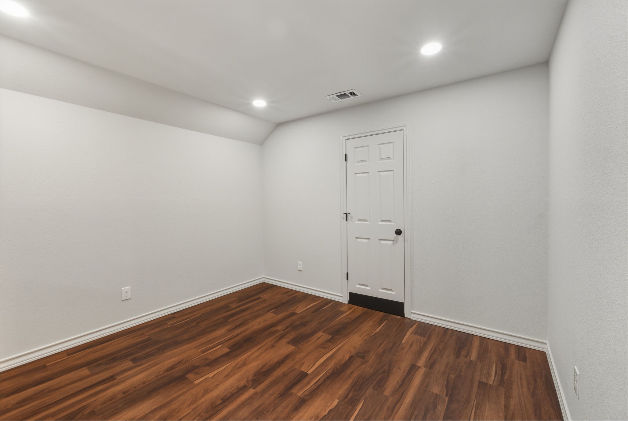 20808 Sandy Brown Lane Webberville, TX 78621 - Photo 35 of 40 a view of room with wooden floor