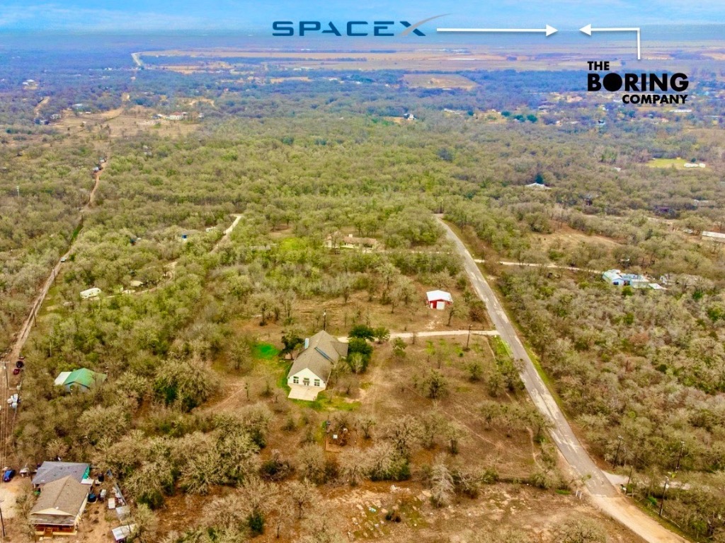 20808 Sandy Brown Lane Webberville, TX 78621 - Photo 39 of 40 a view of an ocean