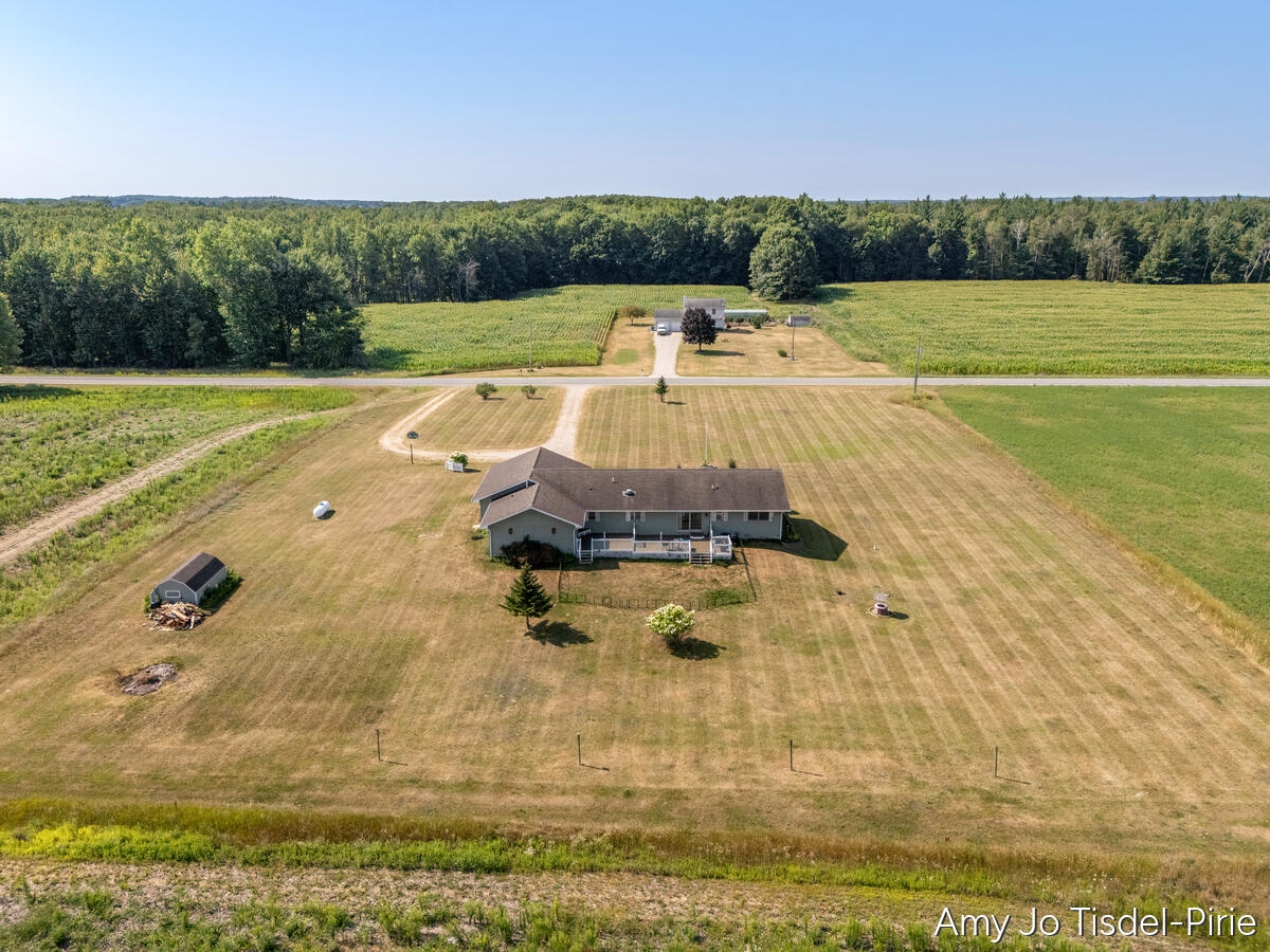 16972 West Stanton Road Trufant, MI 49347 - Photo 32 of 39 16972-W-Stanton_202