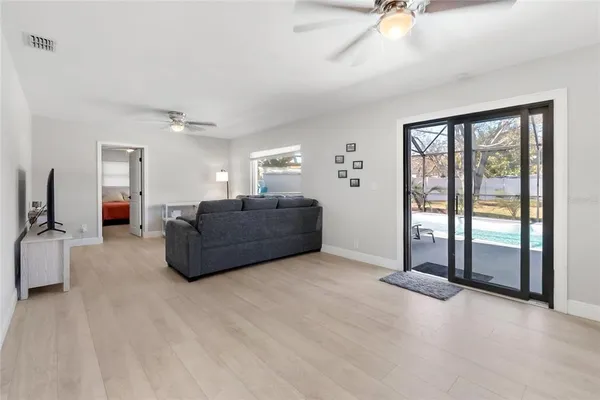 $575,000 | 11245 69th Avenue, Seminole, FL 33772