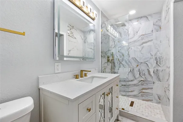 $575,000 | 11245 69th Avenue, Seminole, FL 33772