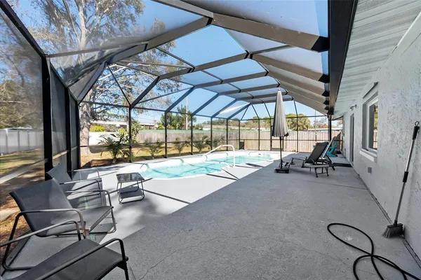 $575,000 | 11245 69th Avenue, Seminole, FL 33772