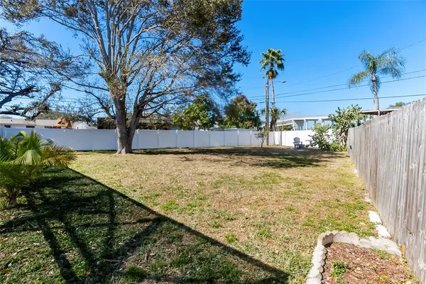 $575,000 | 11245 69th Avenue, Seminole, FL 33772