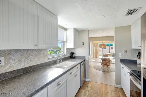 $415,000 | 6500 Estero Boulevard, Unit H300, Fort Myers Beach, FL 33931