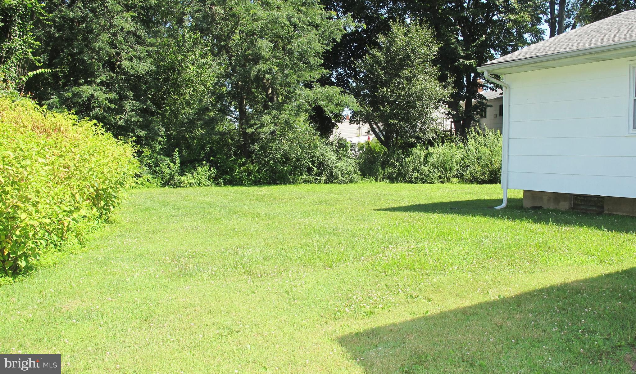 597 Parry Road Cinnaminson, NJ 08077 - Photo 2 of 24 Side Yard