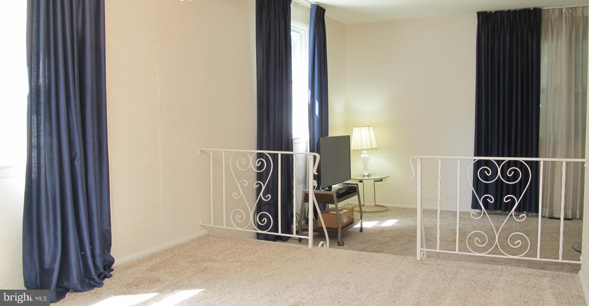 597 Parry Road Cinnaminson, NJ 08077 - Photo 9 of 24 Dining Room