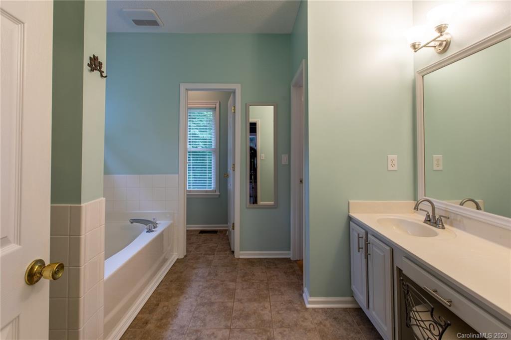180 East P Rhyne Road Mount Holly, NC 28120 - Photo 7 of 35 Gallery Image 7