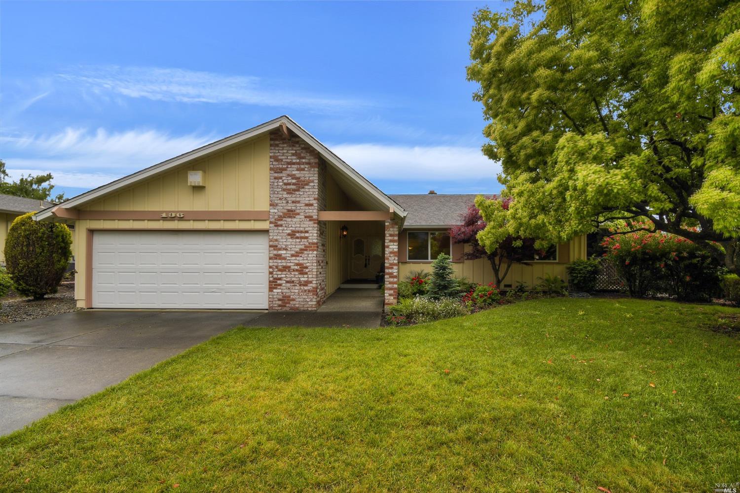 136 Old Oak Lane Santa Rosa, CA 95409 - Photo 1 of 1 Gallery Image 1