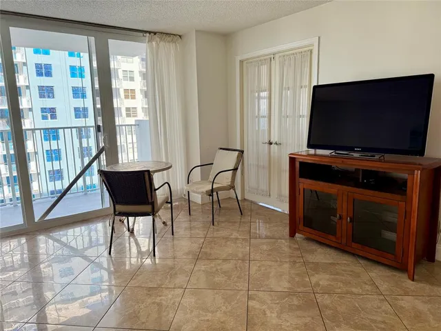 $2,750 | 111 Briny Avenue, Unit 2107, Pompano Beach, FL 33062