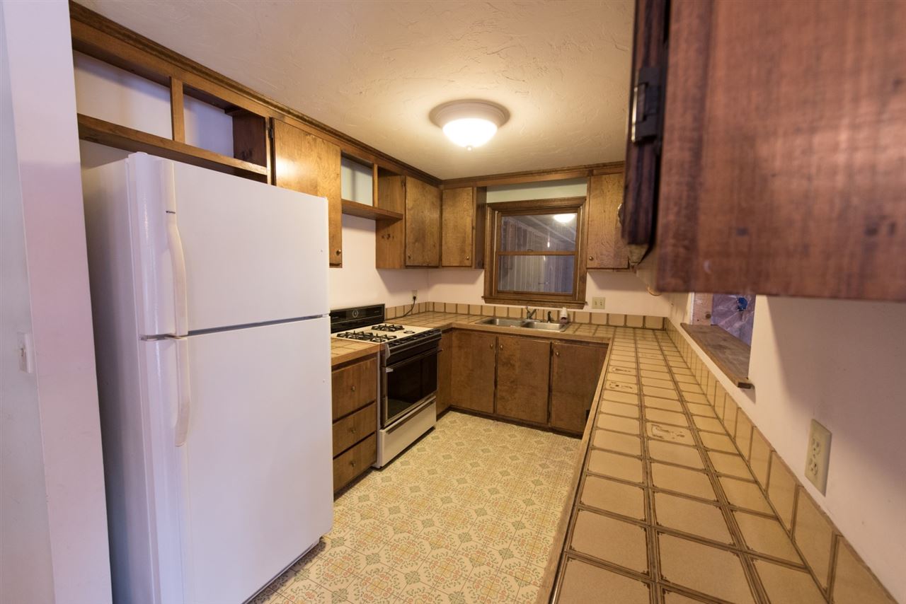 234 Hoit Road Concord, NH 03301 - Photo 3 of 33