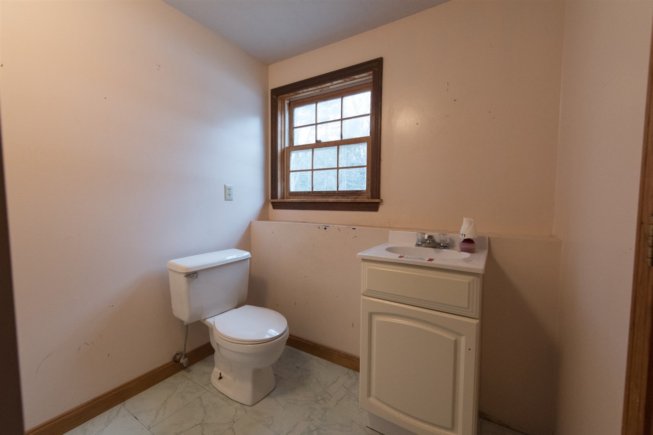 234 Hoit Road Concord, NH 03301 - Photo 24 of 33