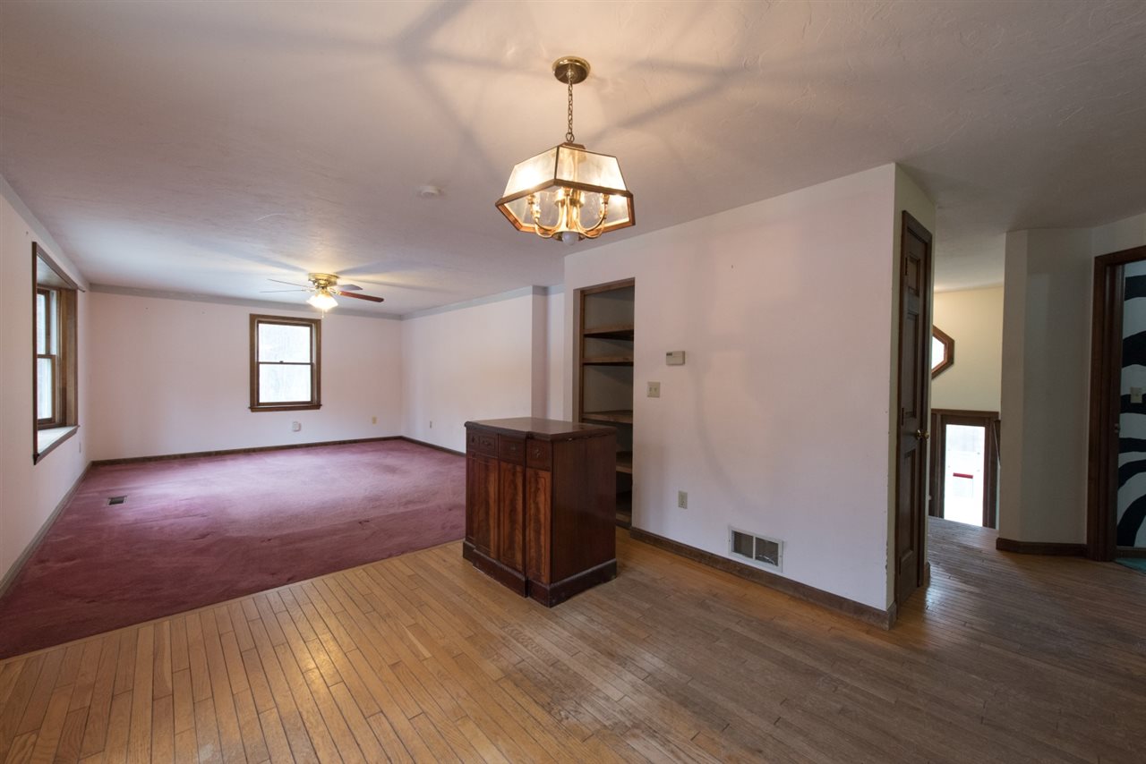 234 Hoit Road Concord, NH 03301 - Photo 4 of 33