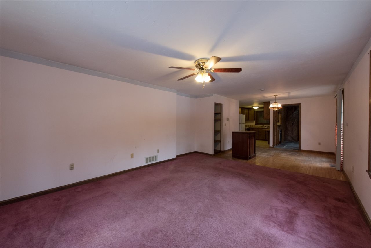 234 Hoit Road Concord, NH 03301 - Photo 5 of 33