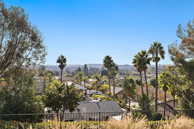 $1,695,000 | 27232 Borrasca, Mission Viejo, CA 92691