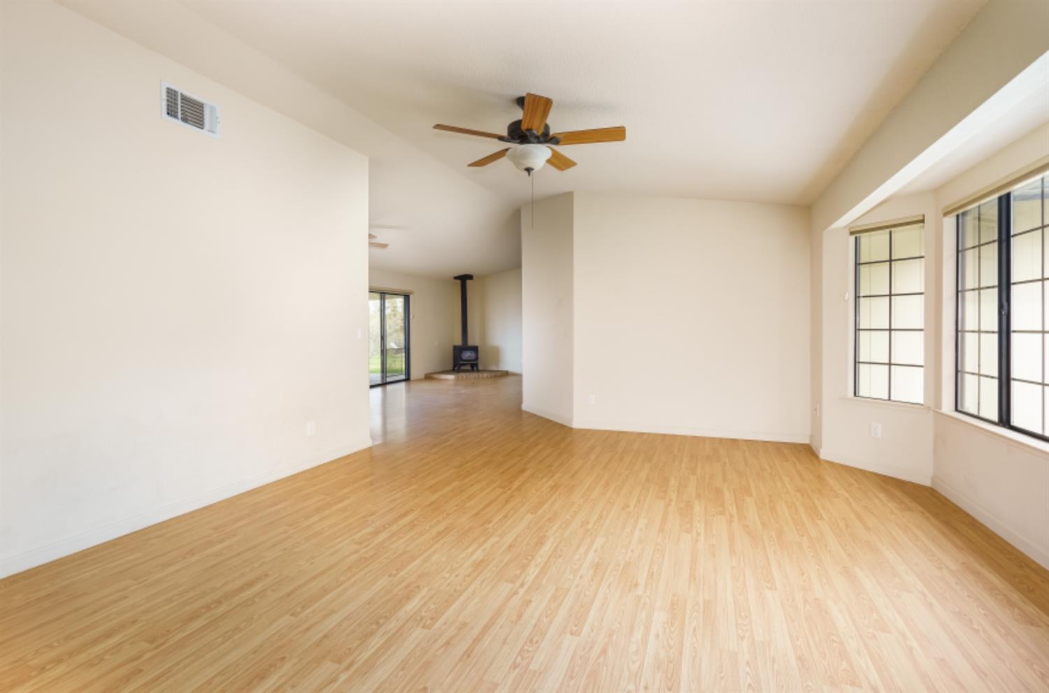 29760 Revis Road Coarsegold, CA 93614 - Photo 18 of 19 Gallery Image 18