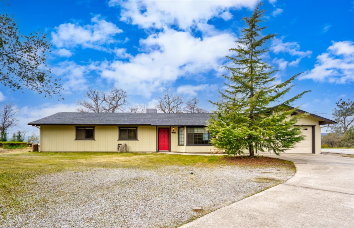 29760 Revis Road Coarsegold, CA 93614 - Photo 3 of 19 Gallery Image 3