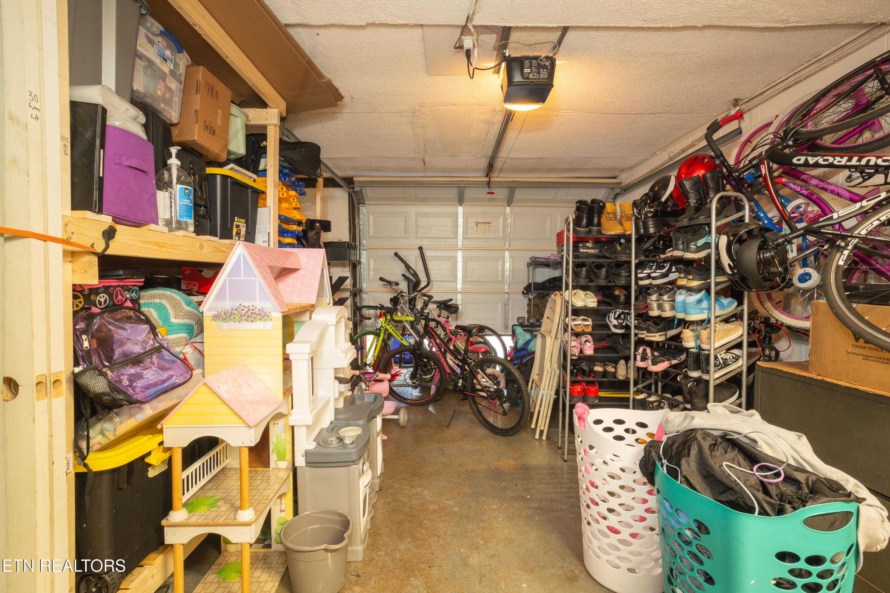 74 Valley Forge Drive Oak Ridge, TN 37830 - Photo 38 of 45 Garage Main floor