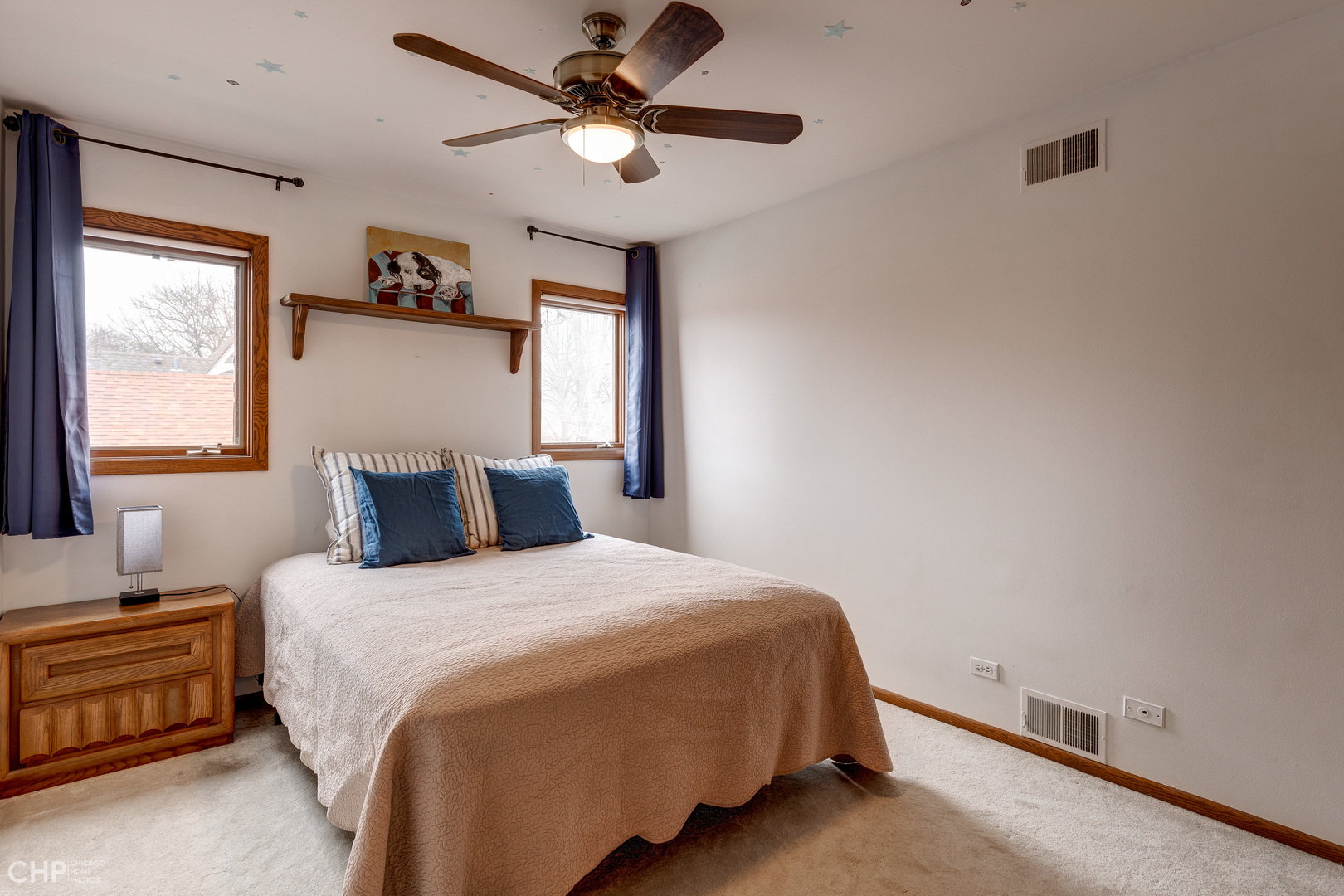 207 Gage Road Riverside, IL 60546 - Photo 28 of 52 a bedroom with a bed and a window
