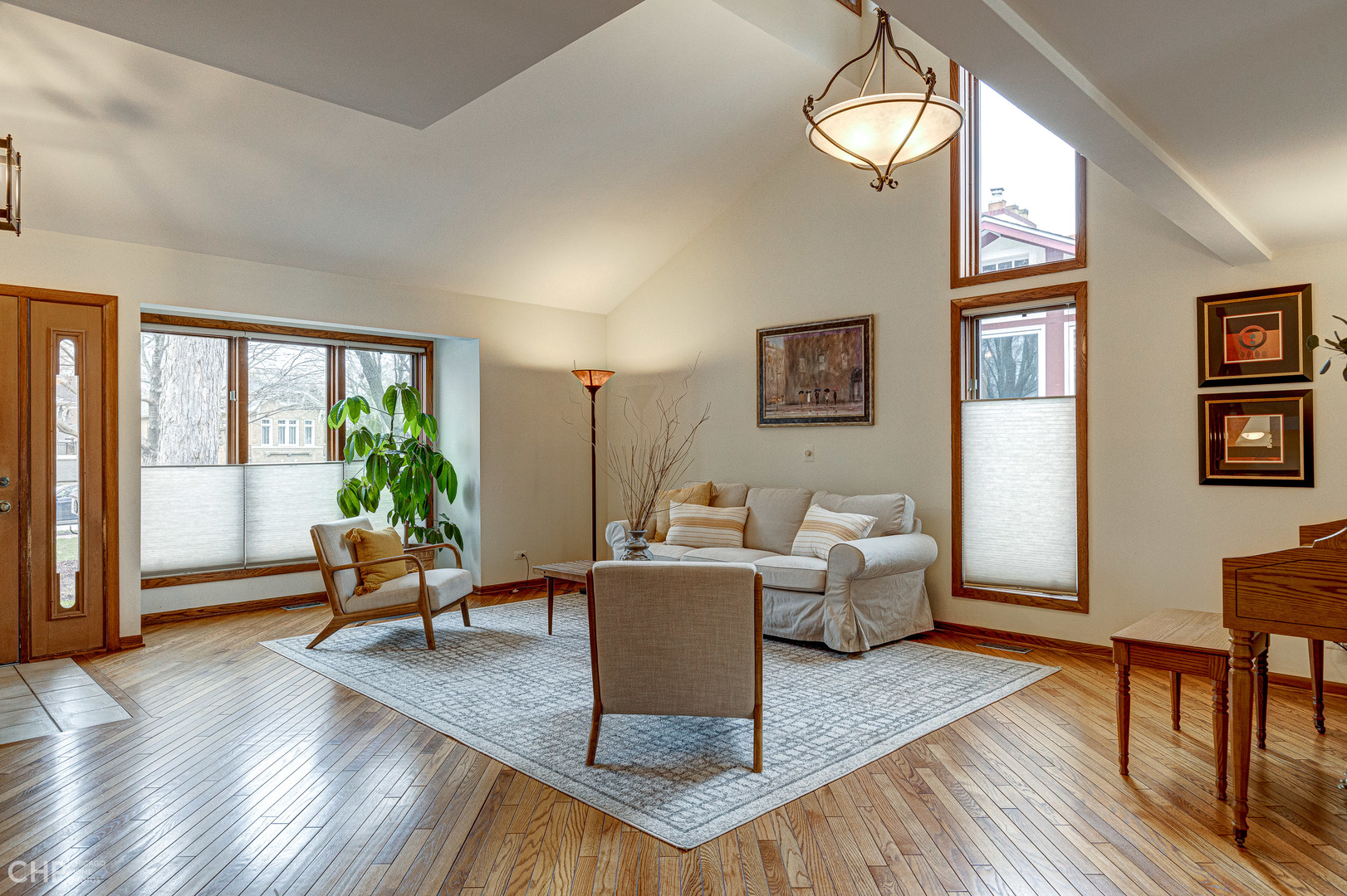 207 Gage Road Riverside, IL 60546 - Photo 6 of 52 a living room with furniture and a window