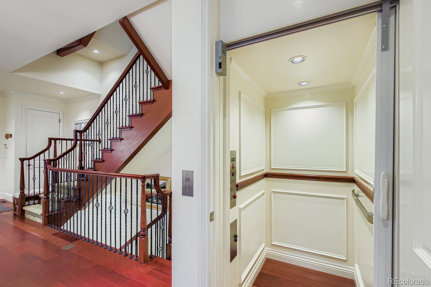 450 Detroit Street Denver, CO 80206 - Photo 27 of 28 a view of a hallway with the entryway