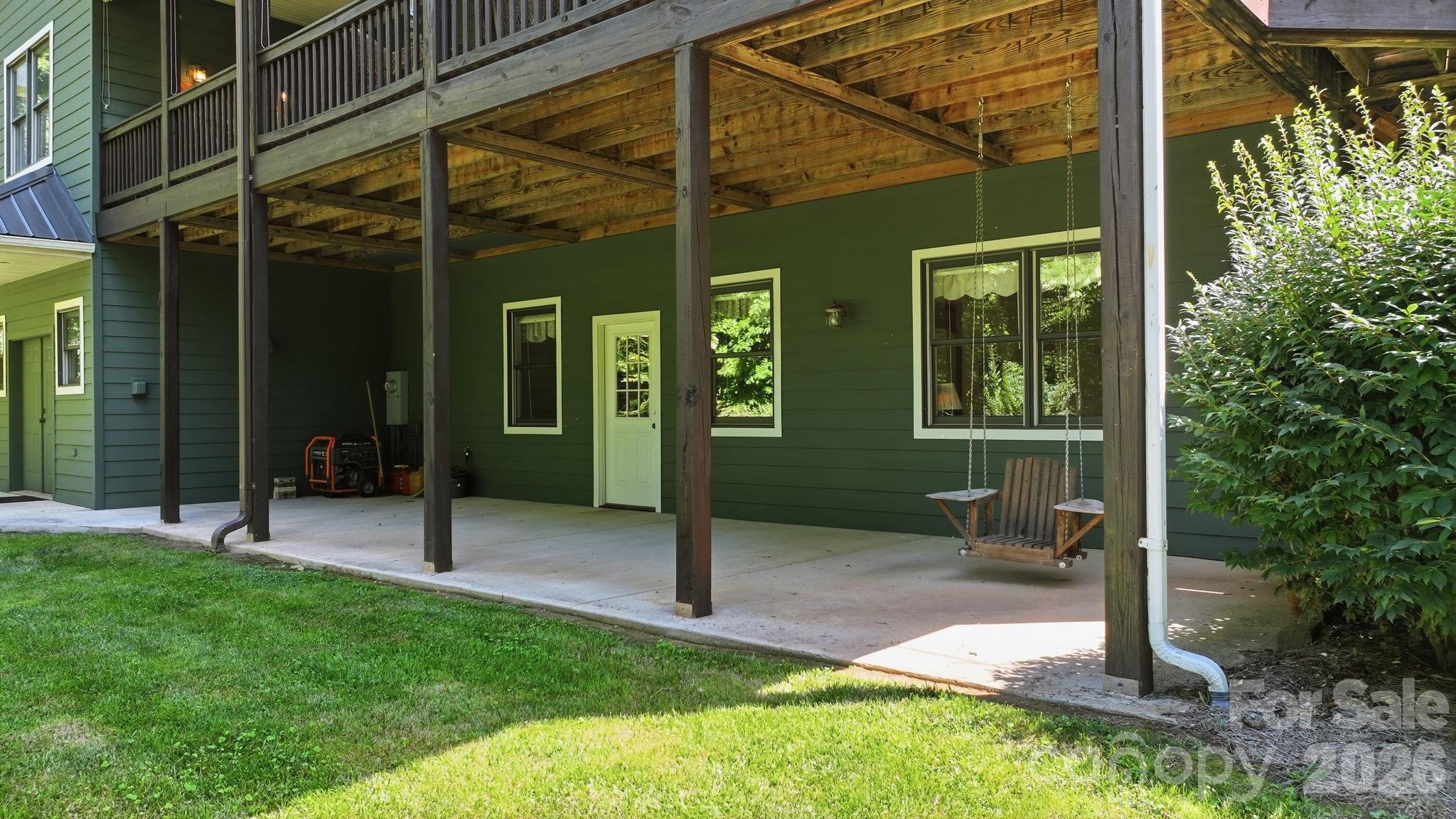 121 Forest Run Road, Unit 121 Whittier, NC 28789 - Photo 5 of 42