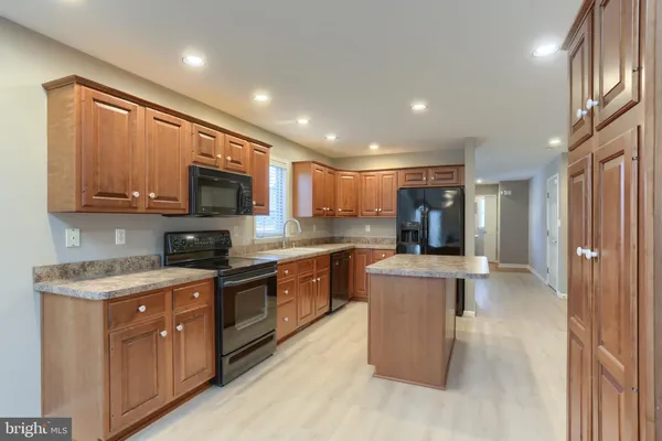 $365,000 | 411 Northstar Drive, Harrisburg, PA 17112