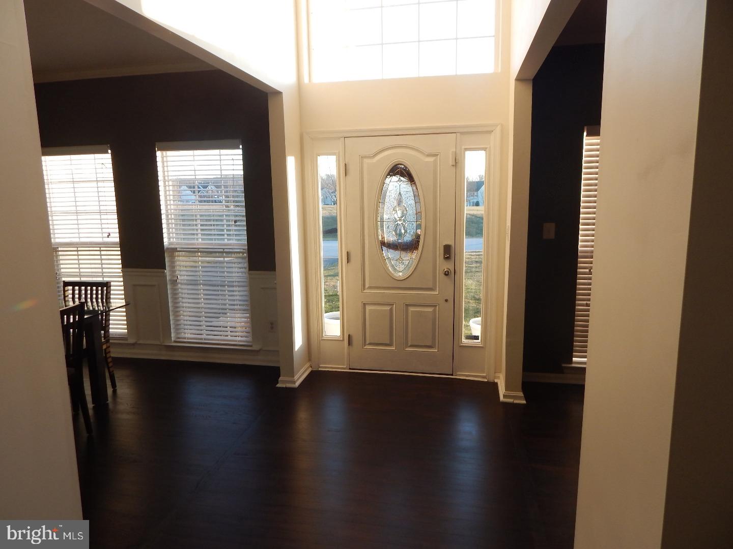 121 Riverside Lane Coatesville, PA 19320 - Photo 4 of 22 Foyer