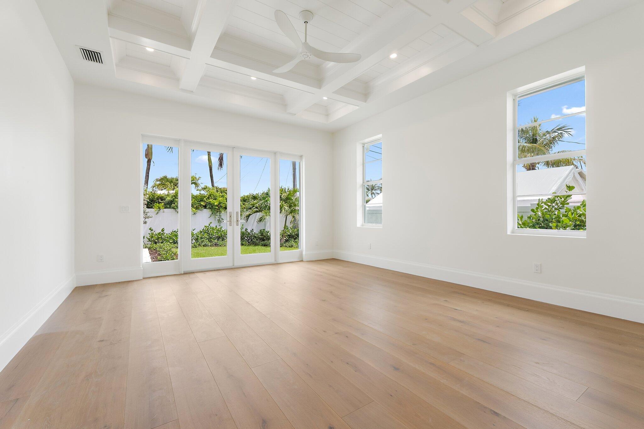 131 Dory Road South North Palm Beach, FL 33408 - Photo 19 of 80 Primary
