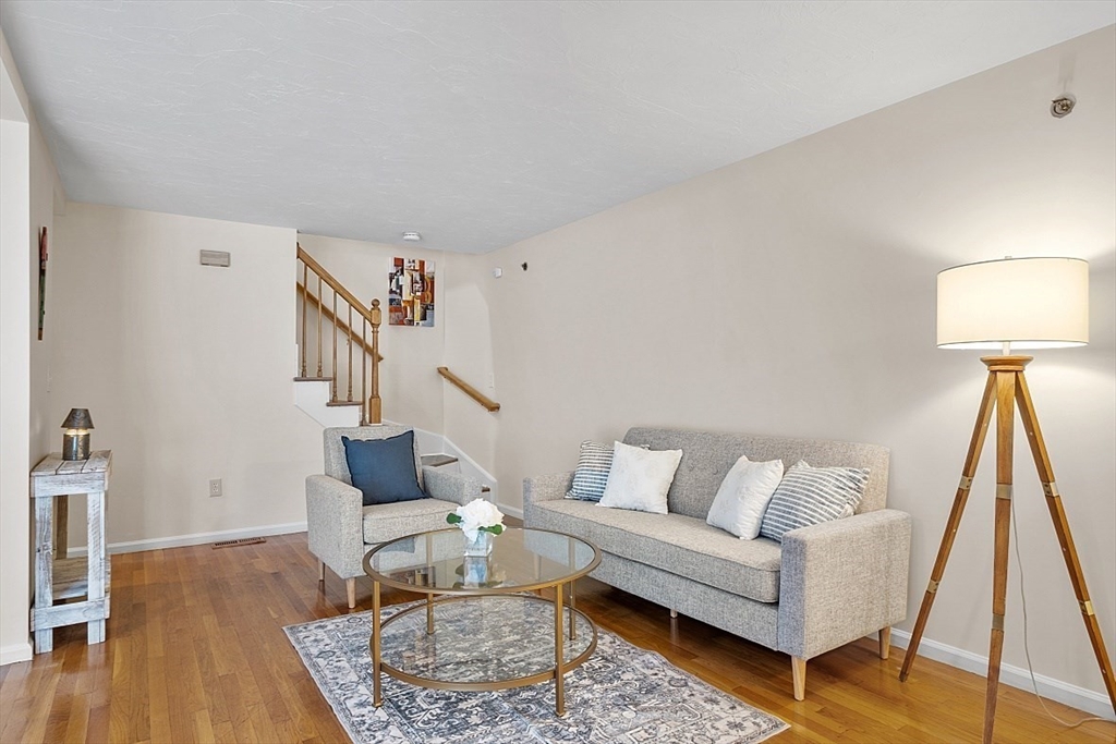 360 Littleton Road, Unit H7 Chelmsford, MA 01824 - Photo 4 of 32 Gallery Image 4