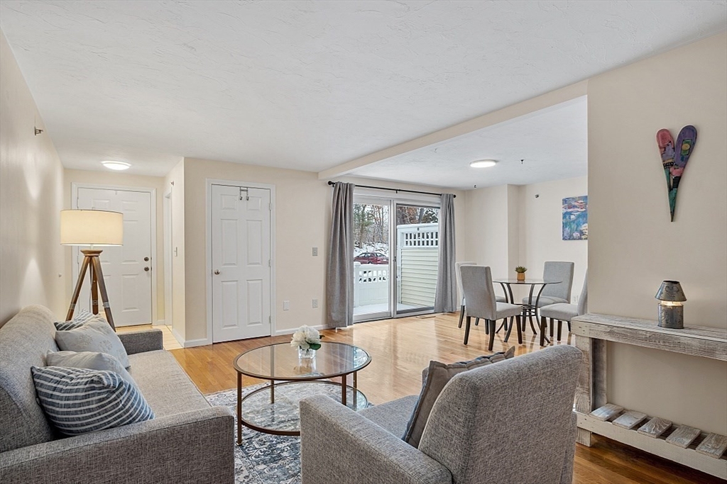 360 Littleton Road, Unit H7 Chelmsford, MA 01824 - Photo 5 of 32 Gallery Image 5
