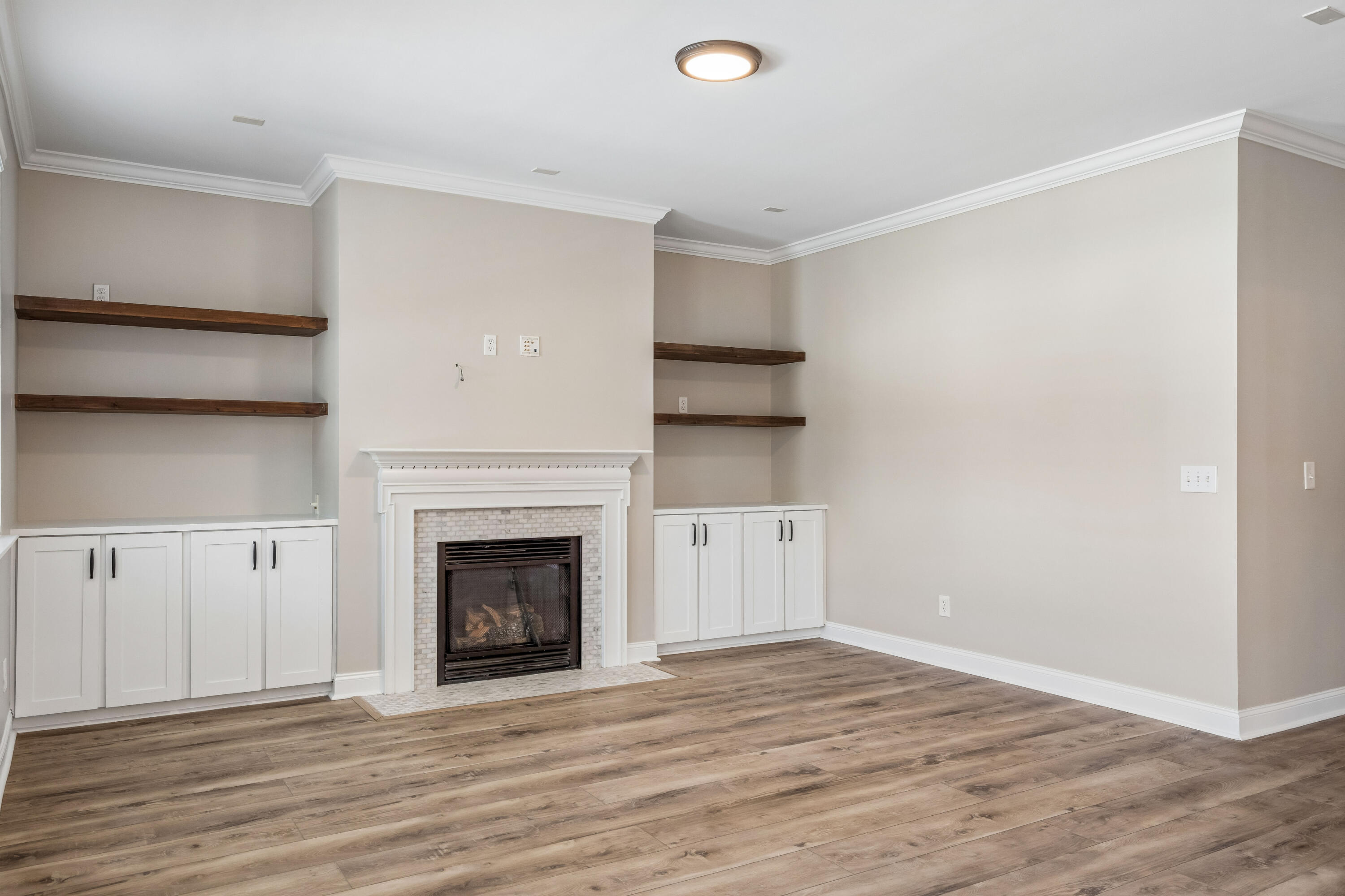 7016 Billberry Street Hanahan, SC 29410 - Photo 15 of 48 7016BillberrySt-KeenEyeMarketing-014
