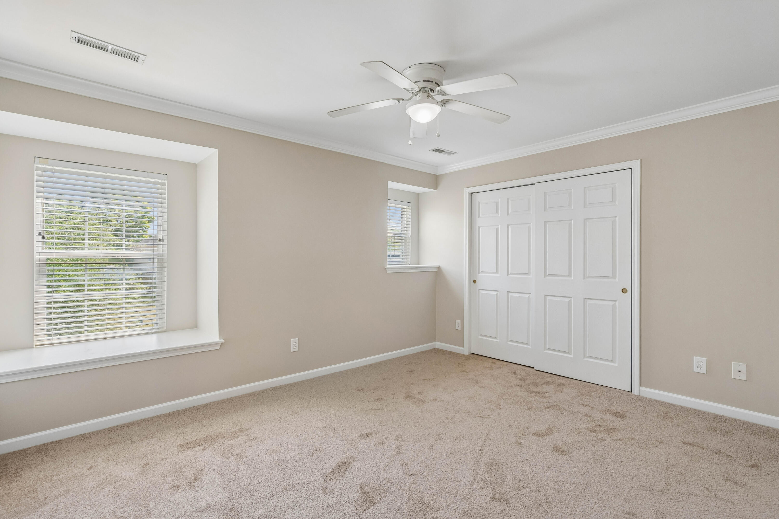 7016 Billberry Street Hanahan, SC 29410 - Photo 23 of 48 7016BillberrySt-KeenEyeMarketing-025