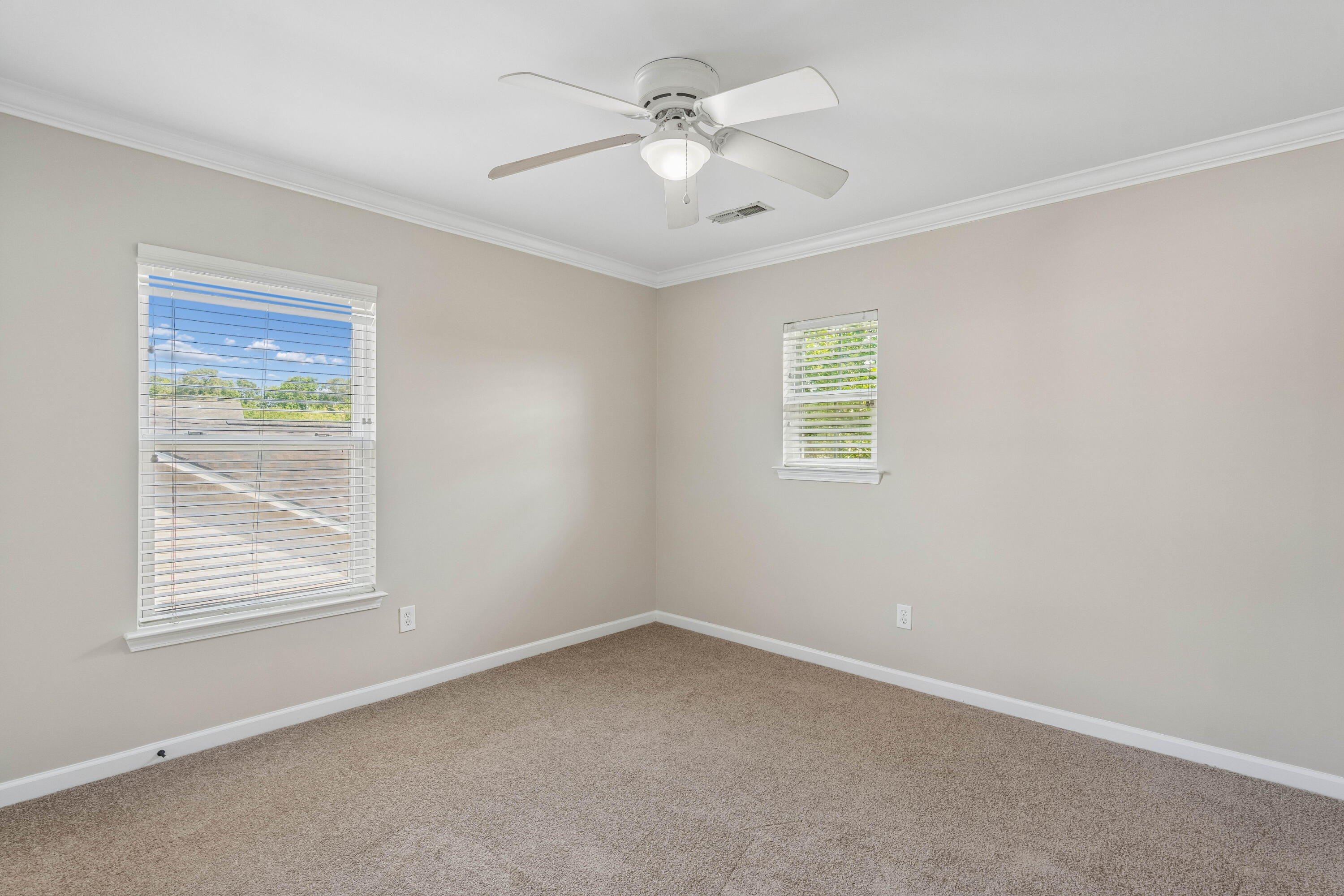 7016 Billberry Street Hanahan, SC 29410 - Photo 25 of 48 7016BillberrySt-KeenEyeMarketing-027