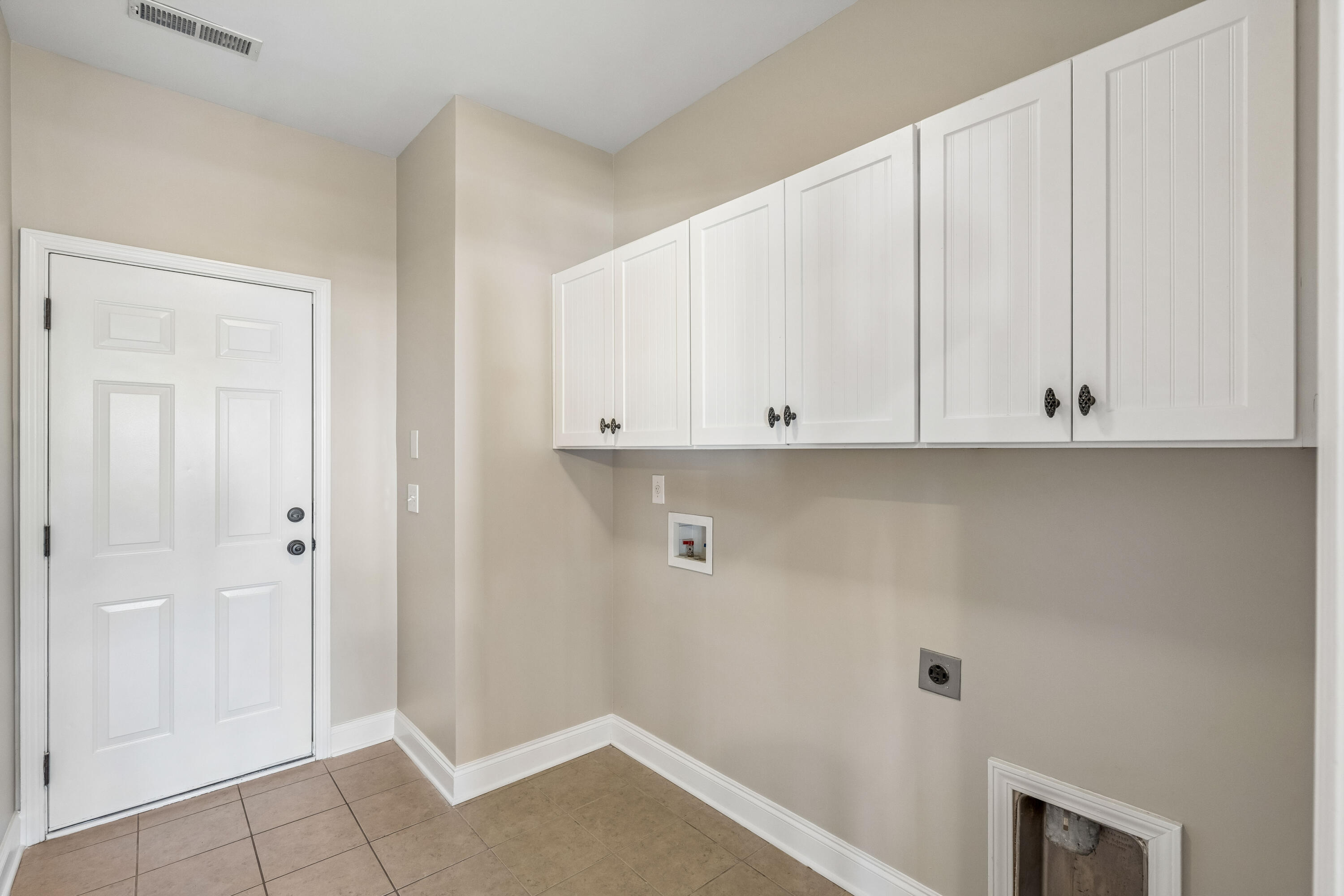 7016 Billberry Street Hanahan, SC 29410 - Photo 40 of 48 7016BillberrySt-KeenEyeMarketing-042