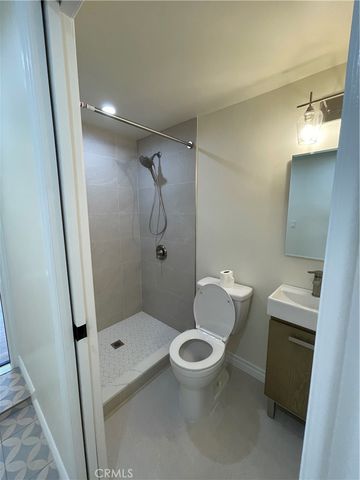 $3,850 | 1127 North Verdugo Road, Glendale, CA 91206