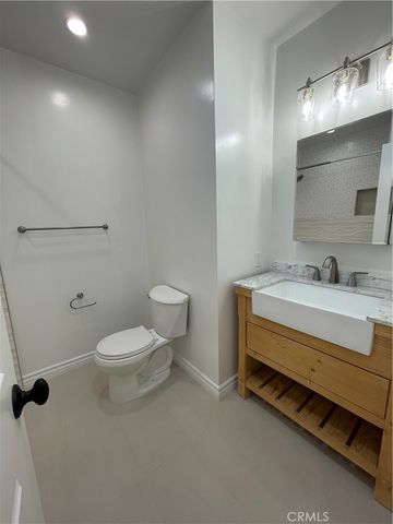 $3,850 | 1127 North Verdugo Road, Glendale, CA 91206