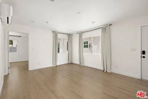 $1,650,000 | 8920 Cadillac Avenue, Los Angeles, CA 90034