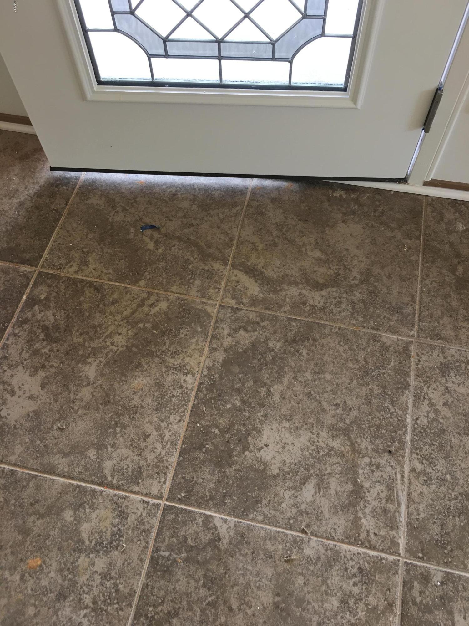 6869 Biddix Evans Road Ocean Springs, MS 39564 - Photo 6 of 34 Ceramic tile in wet areas