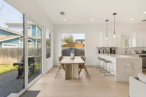 $995,000 | 7804 Hardy Drive, Austin, TX 78757