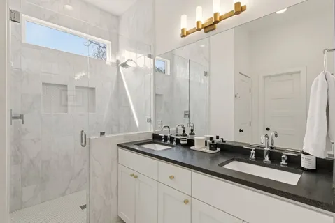 $995,000 | 7804 Hardy Drive, Austin, TX 78757