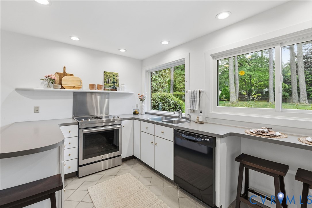 7711 Cornwall Road Henrico, VA 23229 - Photo 11 of 30 Gallery Image 11