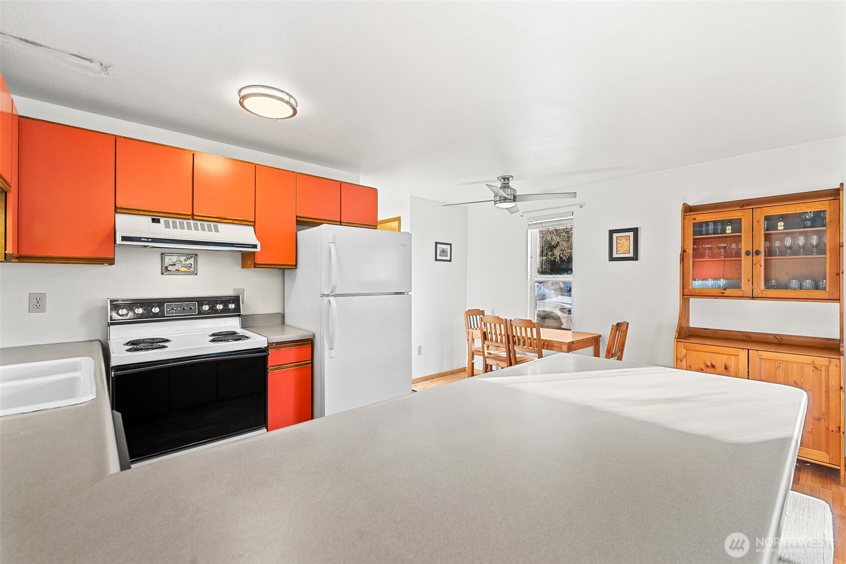 321 South 3rd Street, Unit 1 Chelan, WA 98816 - Photo 8 of 30