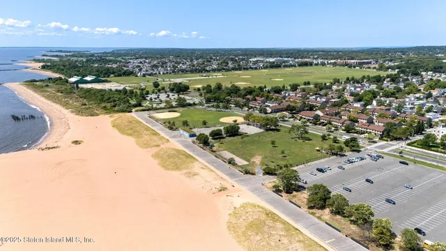 $688,888 | 1031 Father Capodanno Boulevard | Midland Beach