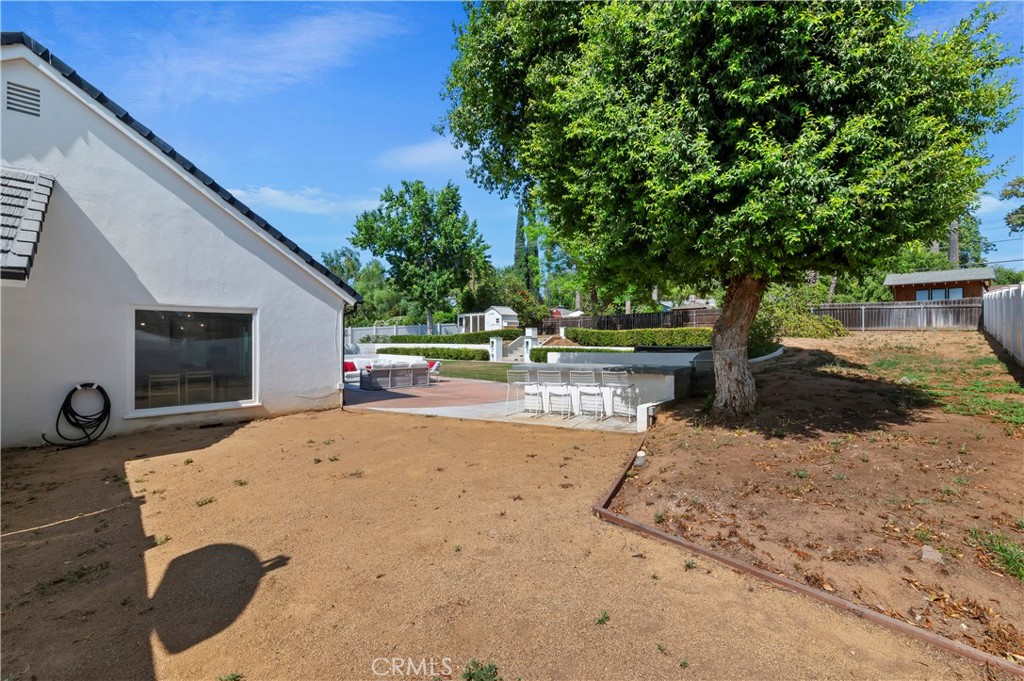7398 Whitegate Avenue Riverside, CA 92506 - Photo 34 of 51 a view of the backyard of the house