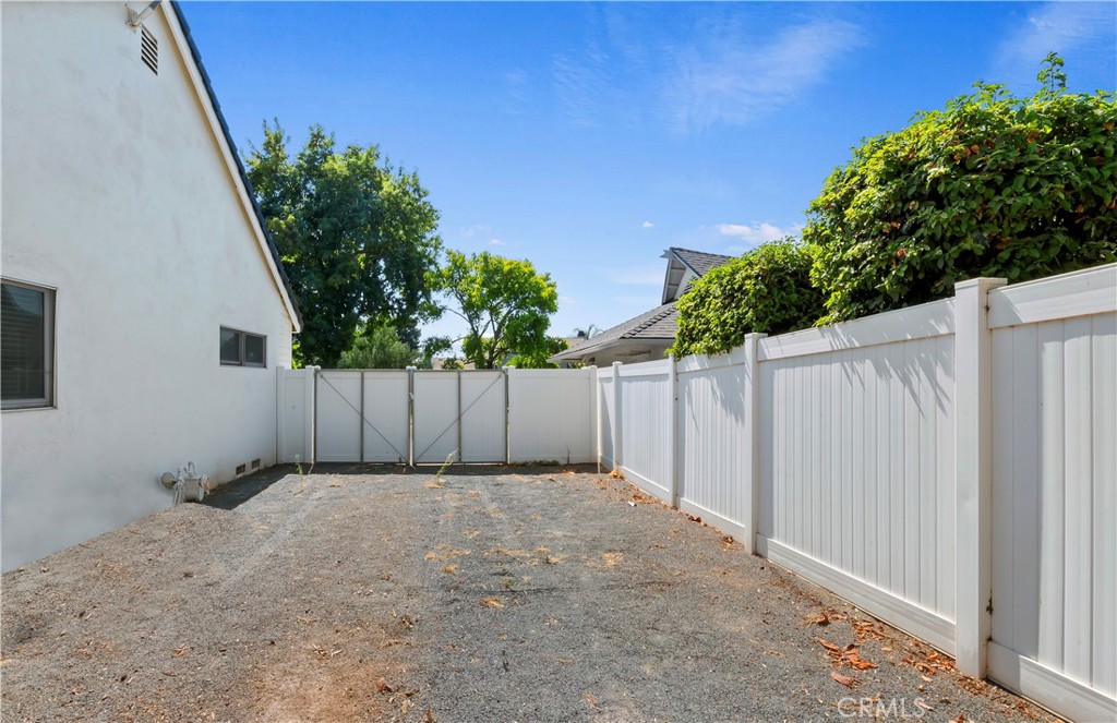 7398 Whitegate Avenue Riverside, CA 92506 - Photo 38 of 51 a view of a backyard