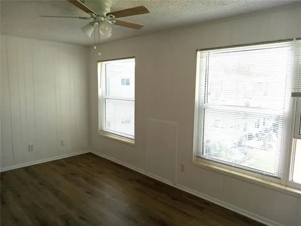 $1,450 | 2359 Finlandia Lane, Unit 65, Clearwater, FL 33763